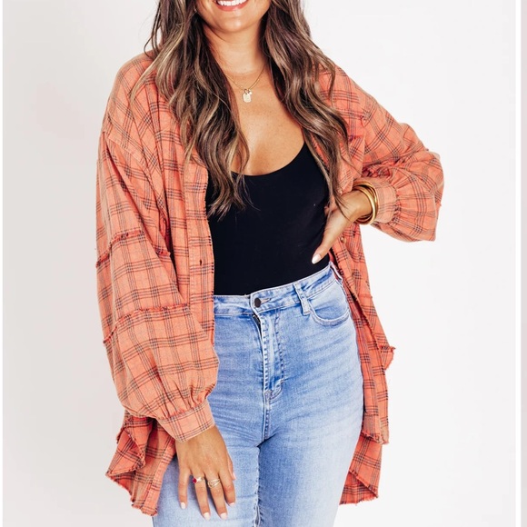 Coral Washed Distressed Flannel NWT - Picture 5 of 8